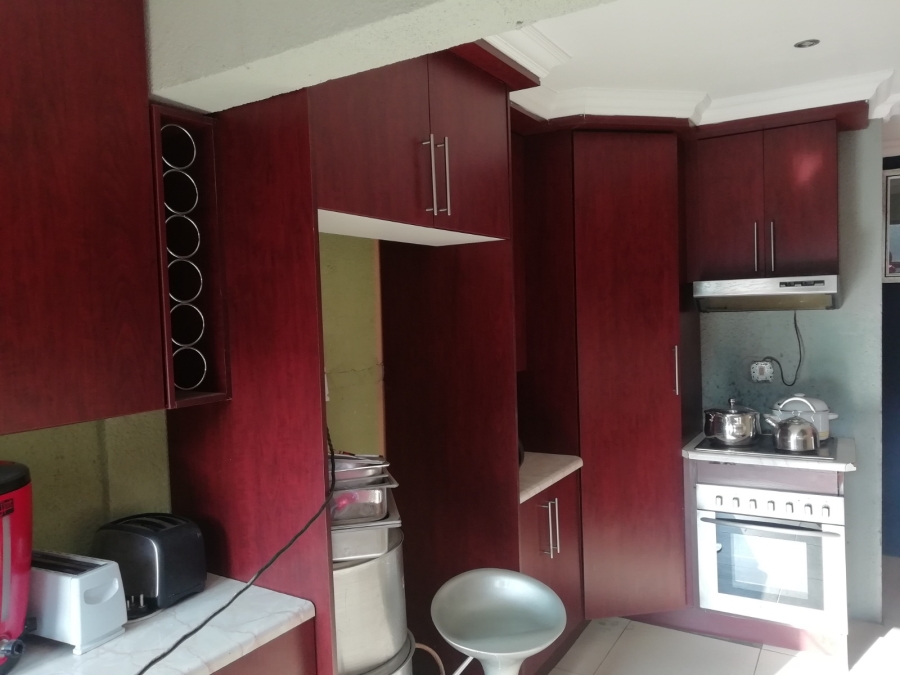 3 Bedroom Property for Sale in Geelhoutpark North West